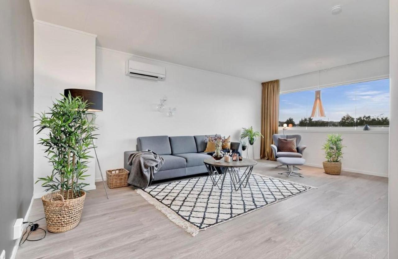 Din Hjem! Mitt I By1. Gratis Parkering!! Apartment Narvik Exterior photo